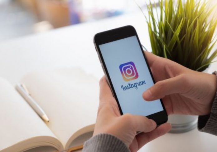 Instagram libera links ‘arrasta pra cima’ no ‘Stories’ para todos os usuários